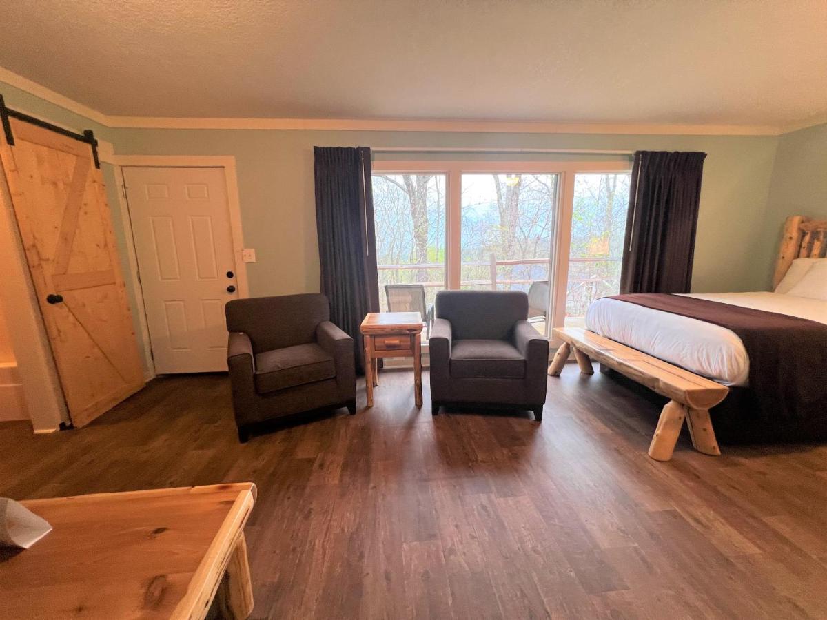 Mountain Top Inn And Resort Warm Springs Exterior foto